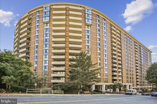 903e-4620 N Park Ave, CHEVY CHASE, MD, 20815-4598 | Card Image