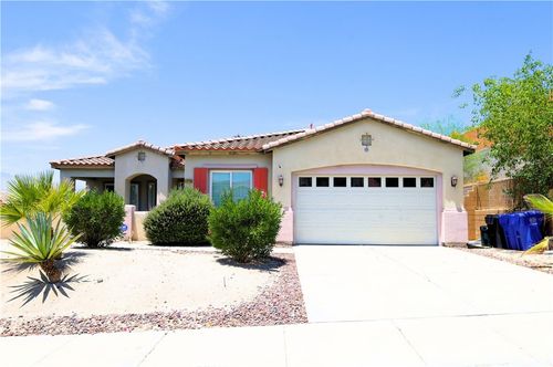 11335 Pomelo Dr, Desert Hot Springs, CA, 92240-3332 | Card Image