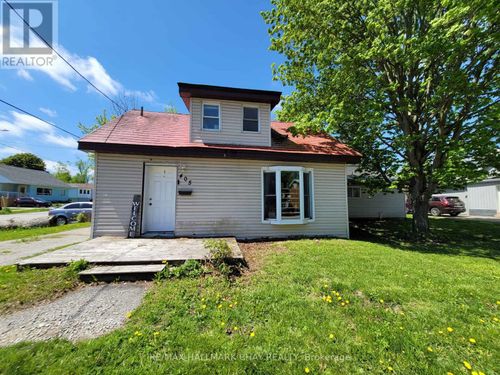 405 Forest Avenue S, Orillia, ON, L3V3Z2 | Card Image