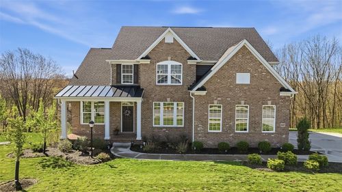 641 Tullamore Trl, Mars, PA, 16046-8203 | Card Image