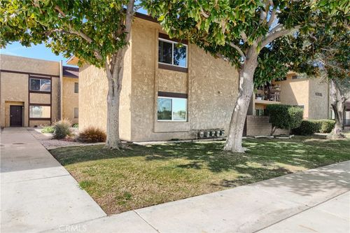 42935 15th St W, Lancaster, CA, 93534-8810 | Card Image