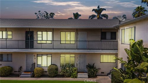 apt-5-416 Orange Ave, Long Beach, CA, 90802-1712 | Card Image