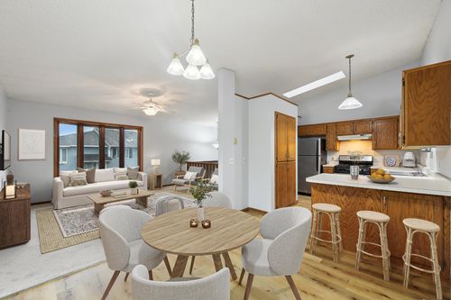 14737 Endicott Way, Apple Valley, MN, 55124-6340 | Card Image