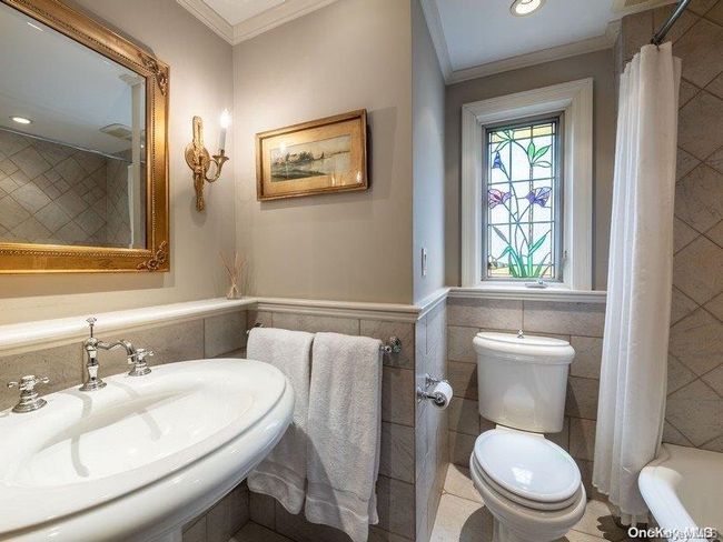 66 Andrew Rd, House other with 4 bedrooms, 4 bathrooms and null parking in Manhasset NY | Image 19