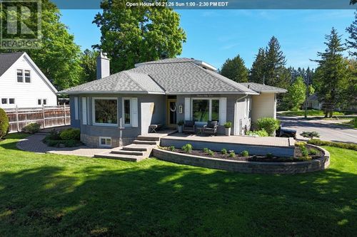 1354 Queen St E, Sault Ste. Marie, ON, P6A2E8 | Card Image