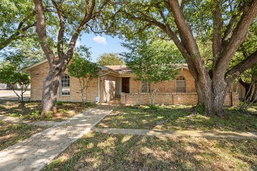 5812 Lance Ct, Haltom City, TX, 76148-3723 | Card Image