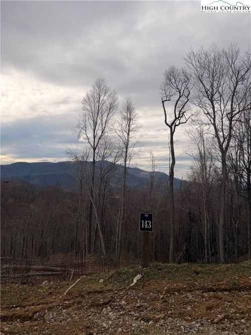 143 Old Ford Trl, Banner Elk, NC, 28604 | Card Image