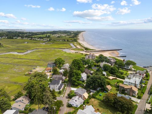 24 Pent Rd, Madison, CT, 06443-3238 | Card Image