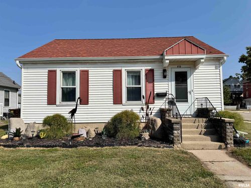 419 13th Ave, FULTON, IL, 61252-1746 | Card Image