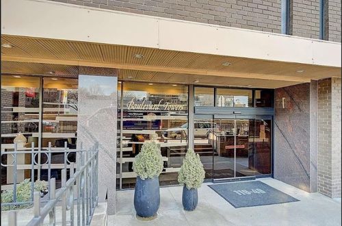 apt-9a-119 Union Tpke, Forest Hills, NY, 11375-6108 | Card Image