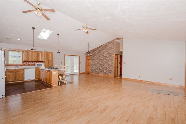 260 Ben Franklin Rd N, House other with 3 bedrooms, 3 bathrooms and 2 parking in Indiana PA | Image 10