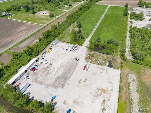 464 W Pontoon Rd, Granite City, IL, 62040-6854 | Card Image
