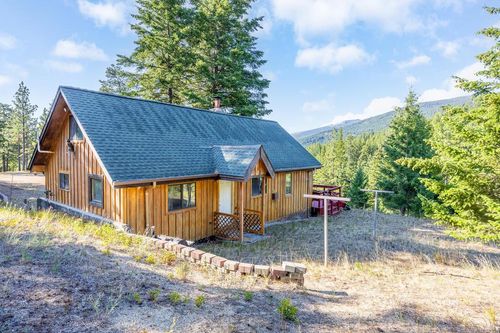 1201 Gash Creek Rd, Victor, MT, 59875-9213 | Card Image