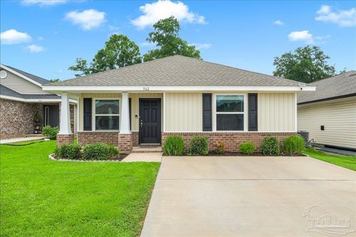 7162 Sonny Dr, Pensacola, FL, 32504-6497 | Card Image