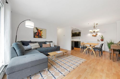 301-809 W 16th St, North Vancouver, BC, V7P1R2 | Card Image