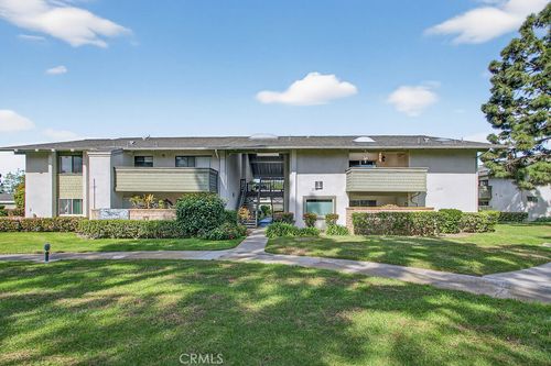 8c-8777 Coral Springs Ct, Huntington Beach, CA, 92646-6207 | Card Image