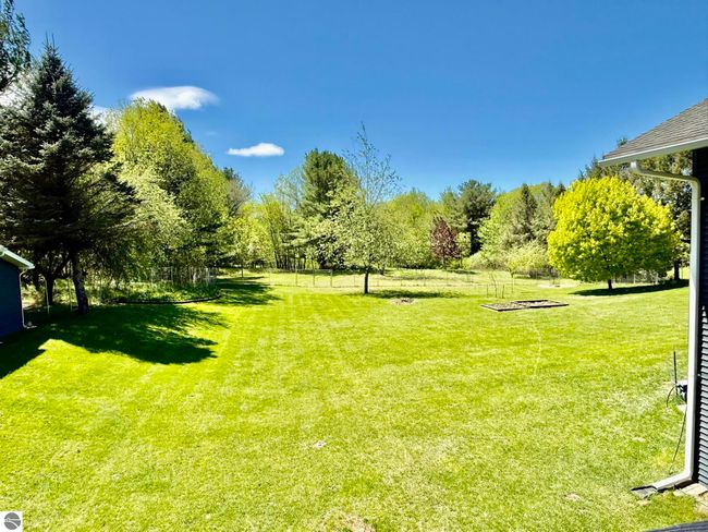 5867 Mabel Rd, House other with 5 bedrooms, 3 bathrooms and null parking in Williamsburg MI | Image 12