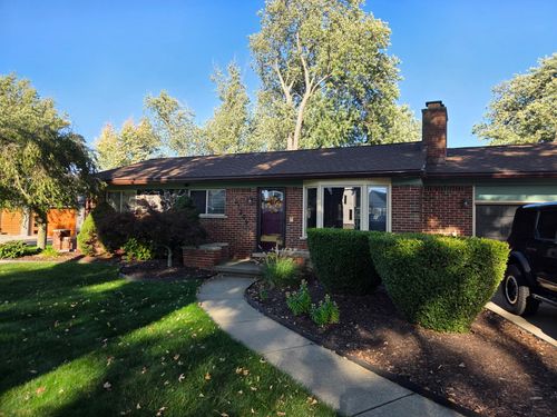41204 Belvidere Street, Harrison Charter Township, MI, 48045 | Card Image