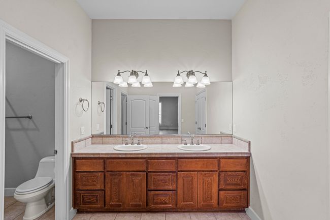 Downstairs full bath 1 | Image 38