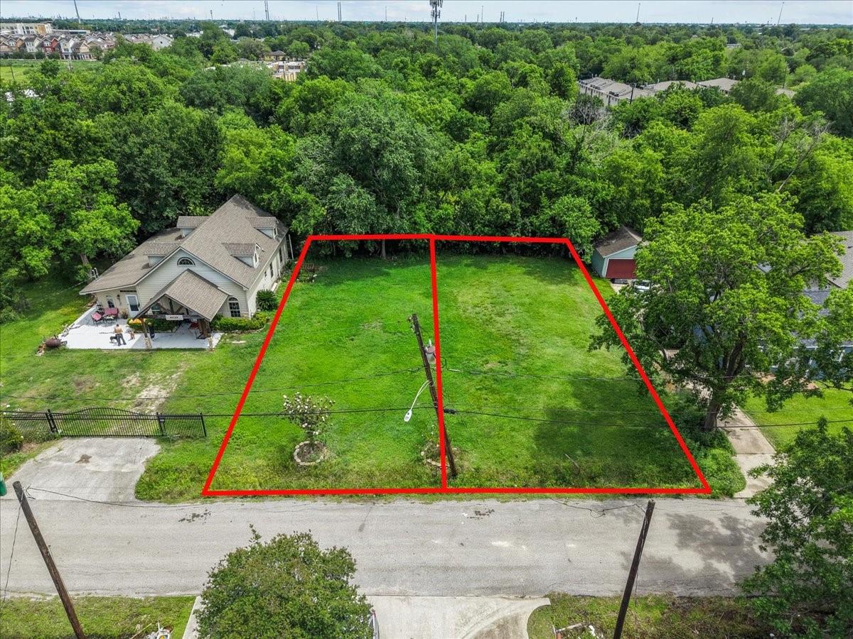 Land in Houston