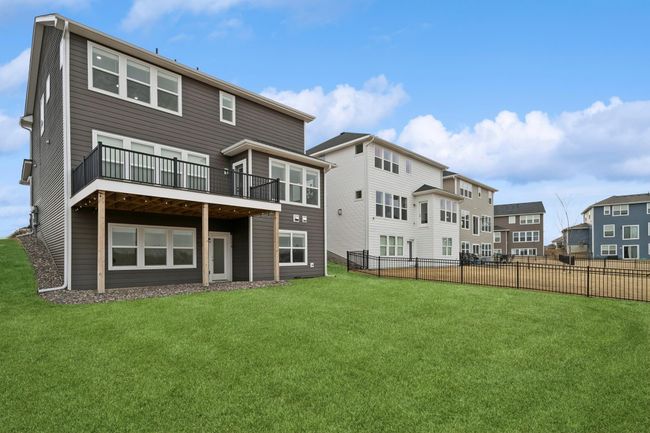 The back view of the home. | Image 38