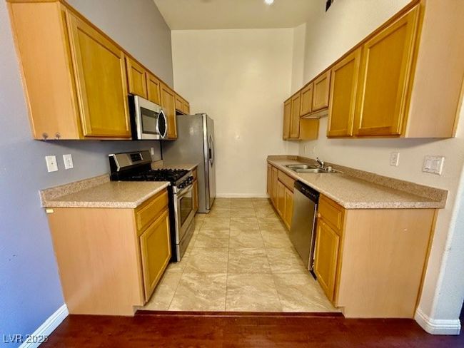 2094 - 8985 S Durango Dr, Condo with 3 bedrooms, 2 bathrooms and null parking in Las Vegas NV | Image 6