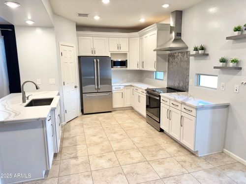 3870 E Balsam Dr, Chandler, AZ, 85286-0209 | Card Image