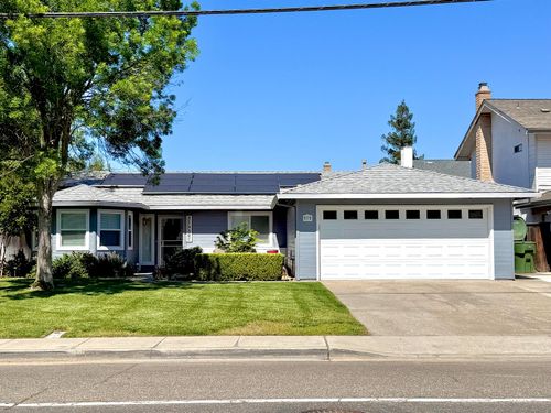 575 E Milgeo, Ripon, CA, 95366 | Card Image