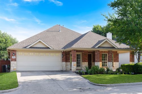 8300 Silverado Trl, Mckinney, TX, 75070-2673 | Card Image