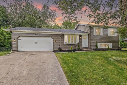 57372 Arabian Dr, Goshen, IN, 46528-9611 | Card Image