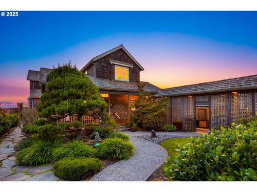 3632 Pacific Ave, Cannon Beach, OR, 97110-3171 | Card Image