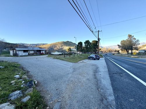 3705 Lake Isabella Blvd, Bodfish, CA, 93205-9634 | Card Image