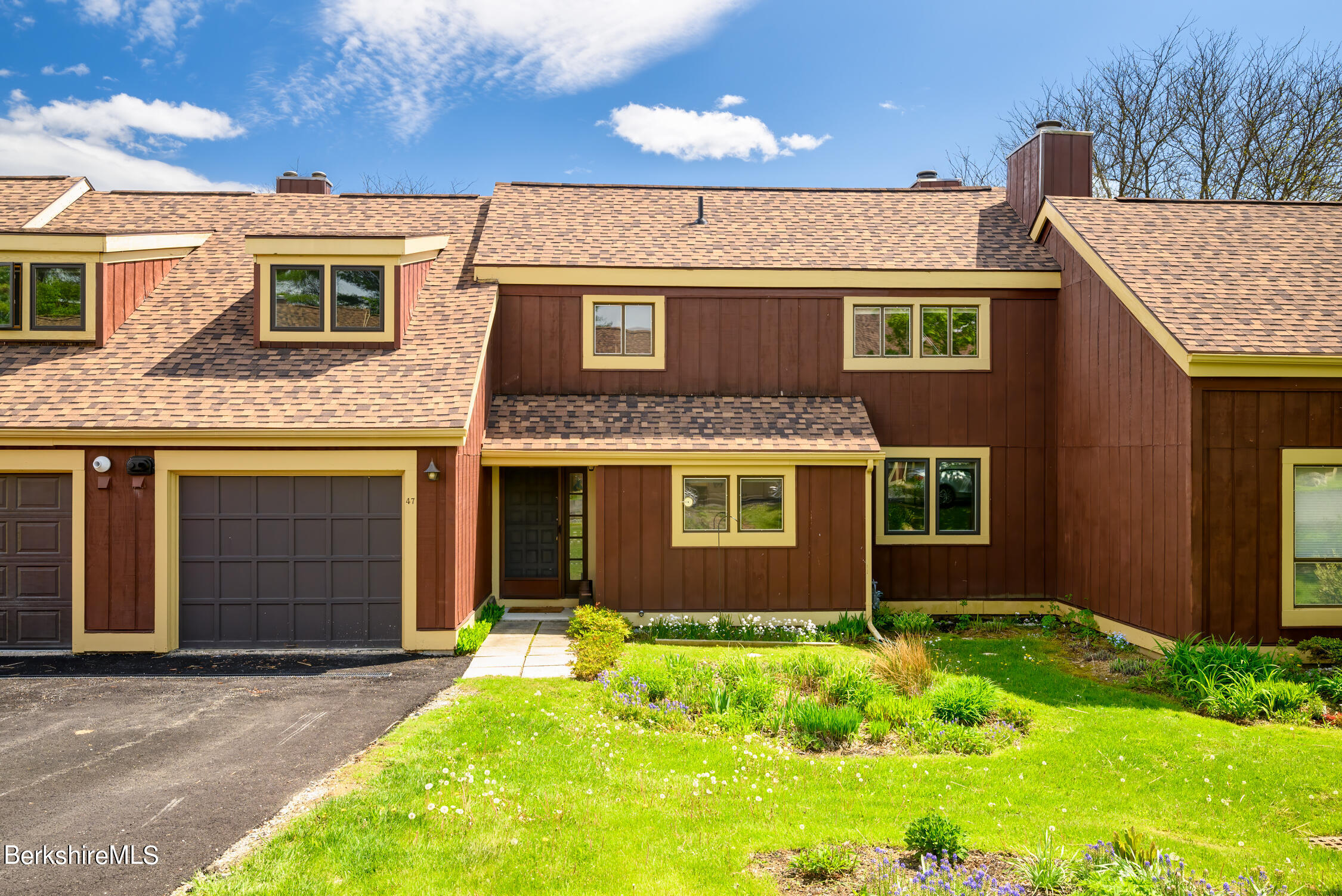 Lower Windflower Way, Williamstown, MA 01267