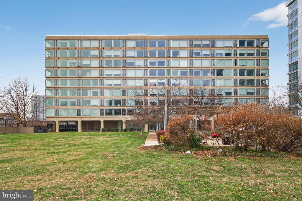 Residential in WASHINGTON 3