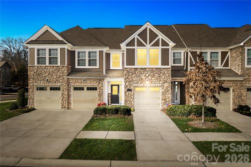 94-5609 Stone Wells Dr, Charlotte, NC, 28278-8037 | Card Image