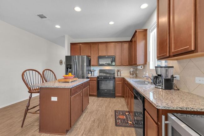 1501 Cliffbrake Way, House other with 3 bedrooms, 2 bathrooms and 4 parking in Georgetown TX | Image 8