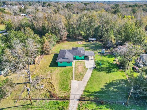 211 Johnson St, Ames, TX, 77575-7342 | Card Image