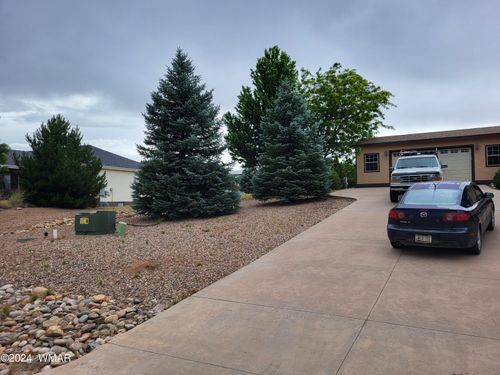 7046 Stagecoach Pass, Show Low, AZ, 85901-8244 | Card Image