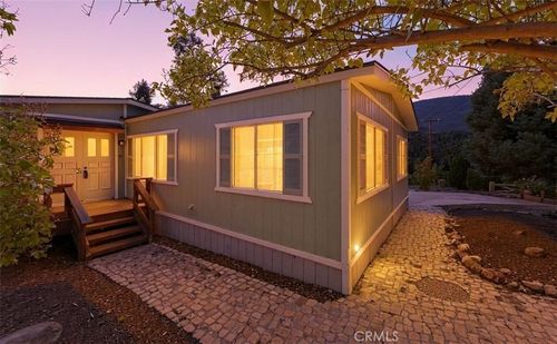 2804 Klondike Way, Pine Mountain Club, CA, 93222-4006 | Card Image