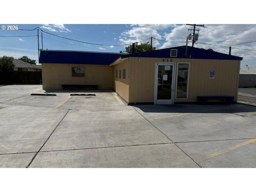 1251 Switzler Ave, Umatilla, OR, 97882-6252 | Card Image