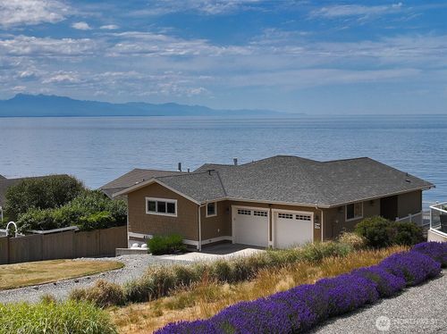 719 Fort Ebey Rd, Coupeville, WA, 98239-9779 | Card Image