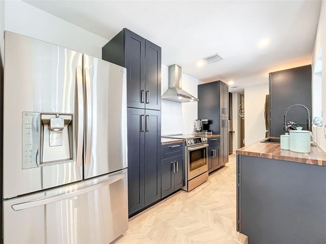 3921 Ne 26 Th Ave, House other with 3 bedrooms, 3 bathrooms and null parking in Lighthouse Point FL | Image 14
