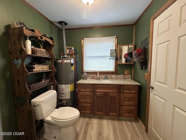 9418 State Route D, Home with 3 bedrooms, 2 bathrooms and null parking in Summersville MO | Image 36