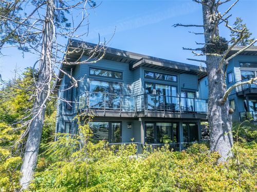 1104-596 Marine Dr, Ucluelet, BC, V0R3A0 | Card Image