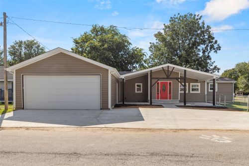 211 Nw 6th Street, Minco, OK, 73059 | Card Image