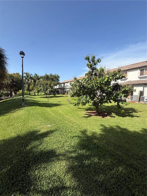 2206-2206 Se 23rd Ave, Homestead, FL, 33035-1910 | Card Image