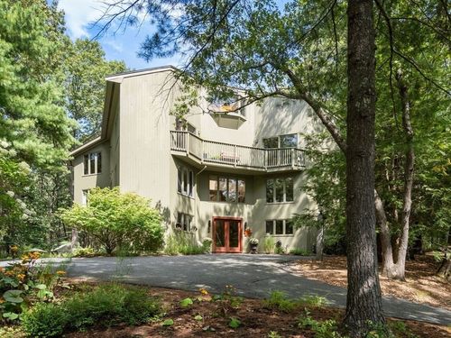 15 Wildwood Dr, Sherborn, MA, 01770-1102 | Card Image