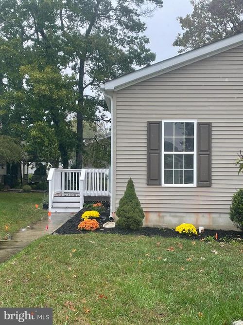 11 Maple Ct, Mays Landing, NJ, 08330-8945 | Card Image