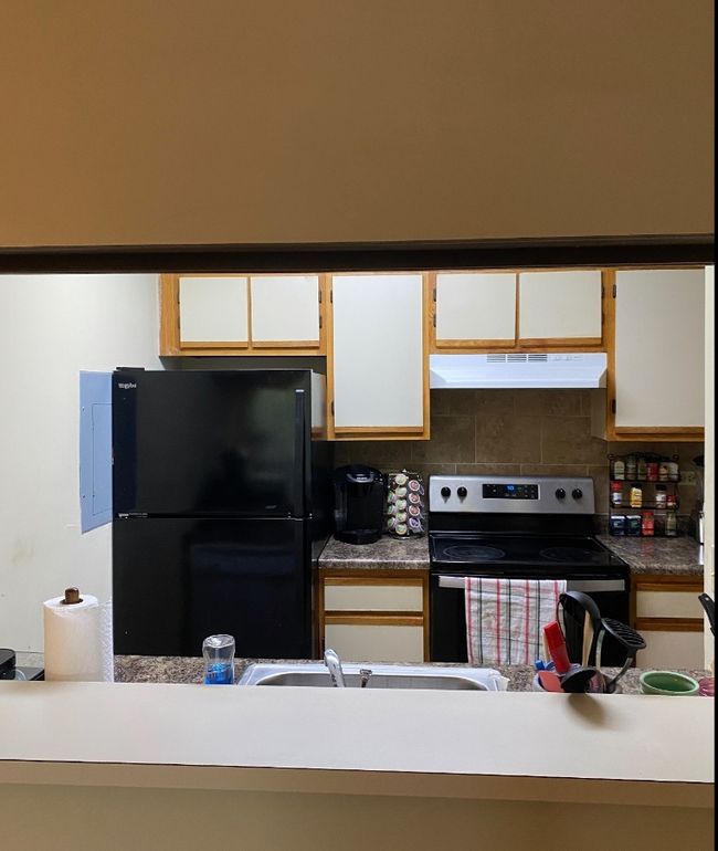 APT-301 - 208 Glengarry Dr, Condo with 2 bedrooms, 2 bathrooms and 2 parking in Bloomingdale IL | Image 9