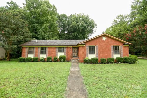 101 Hemlock Dr, Salisbury, NC, 28147-9117 | Card Image